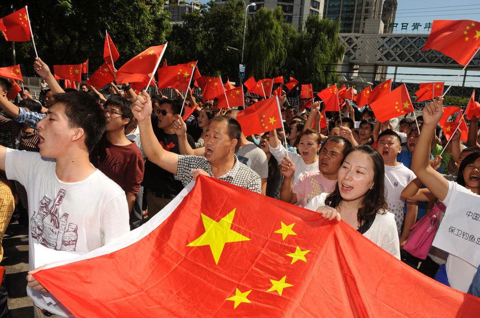 波特兰的目标，内线的黑又硬，开拓者有意艾顿